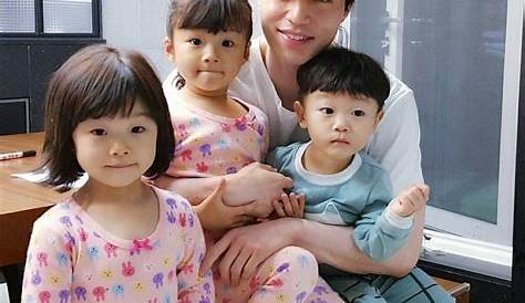 Lee Dong-Wook: His Experience Being A Father And Husband.